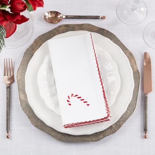 Fennco Styles Embroidered Holiday Wreath Whip Stitch Cloth Napkins 18" W x 18" L, Set of 4 - White Cotton Dinner Napkins for Winter Festivals, Christmas, Banquets, and Special Events