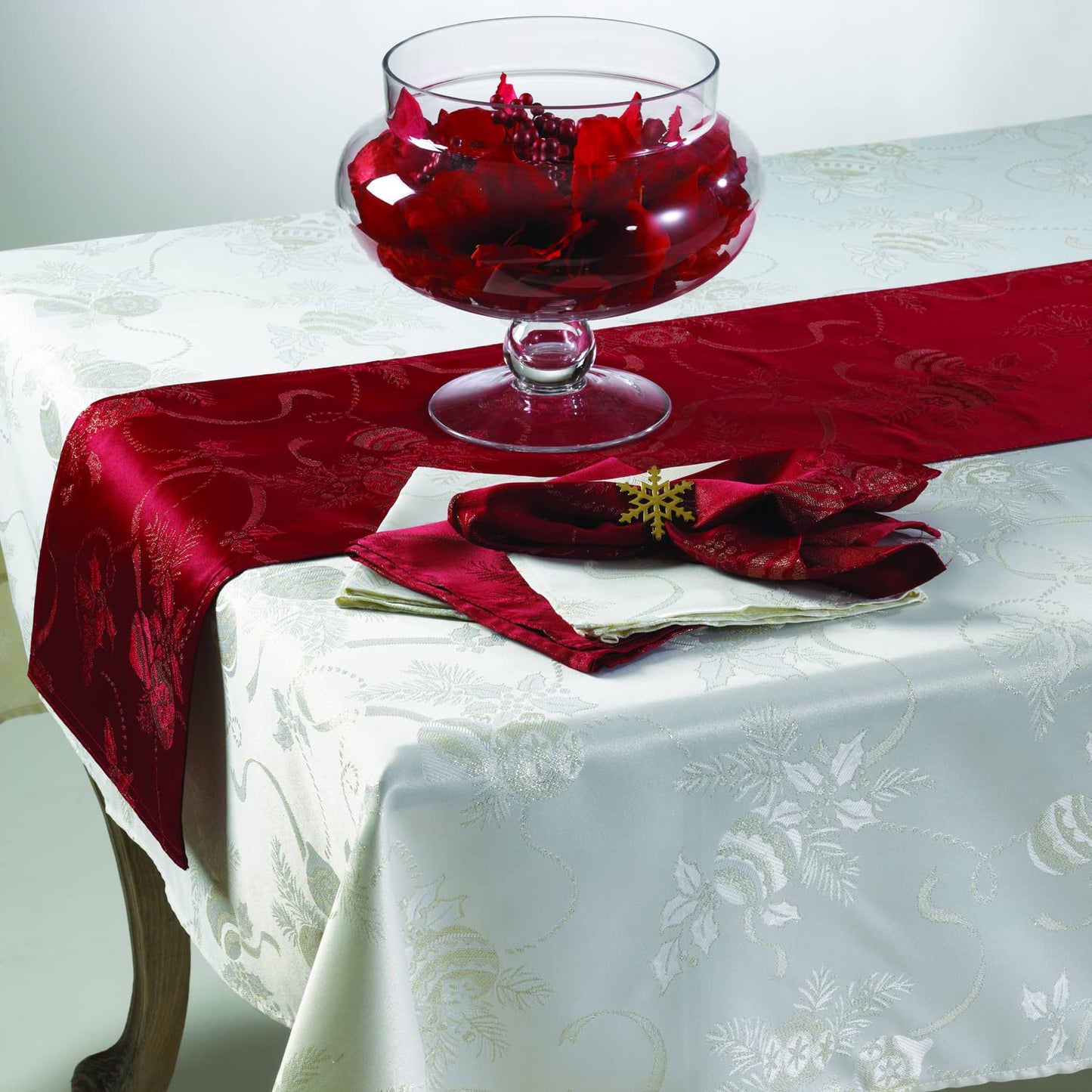 Fennco Styles Royal De Noel Holiday Design Jacquard Rectangular Tablecloth. One Piece.