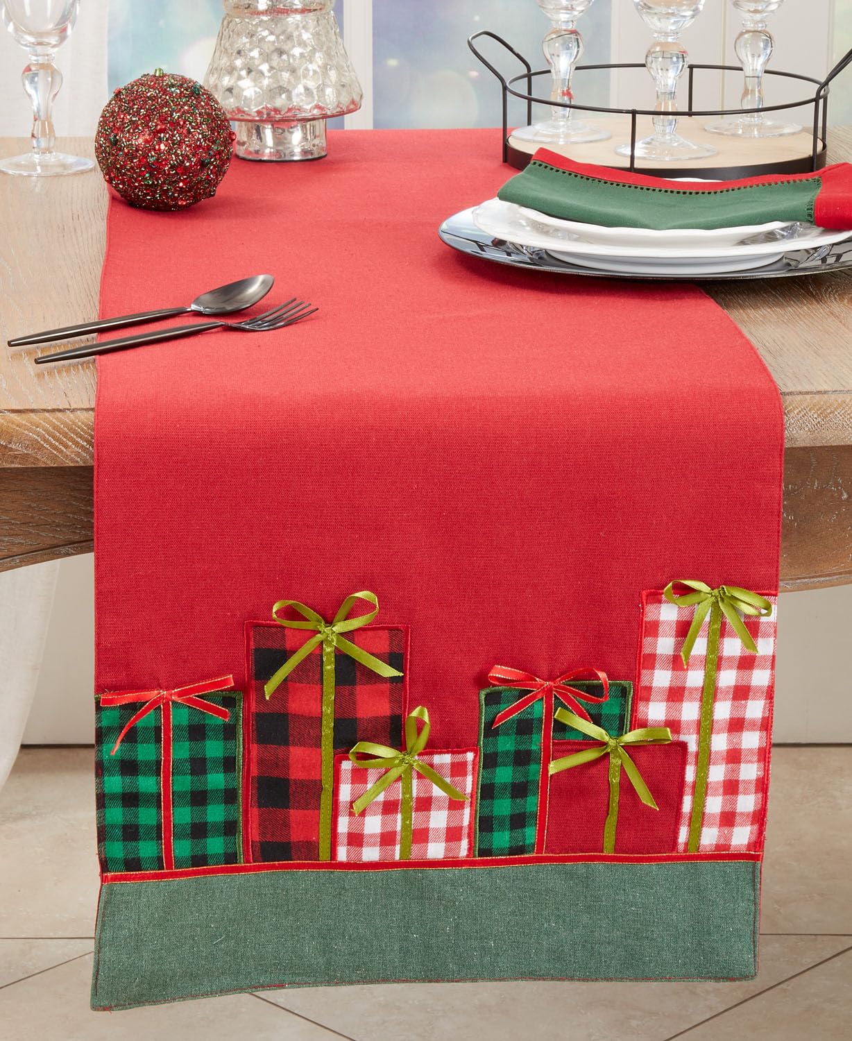 Fennco Styles Plaid Table Runner 16" W x 70" L - Cute Present Design Red Table Cover for Winter Holidays Décor, Dining Table, Banquet, Family Gathering, and Special Occasions